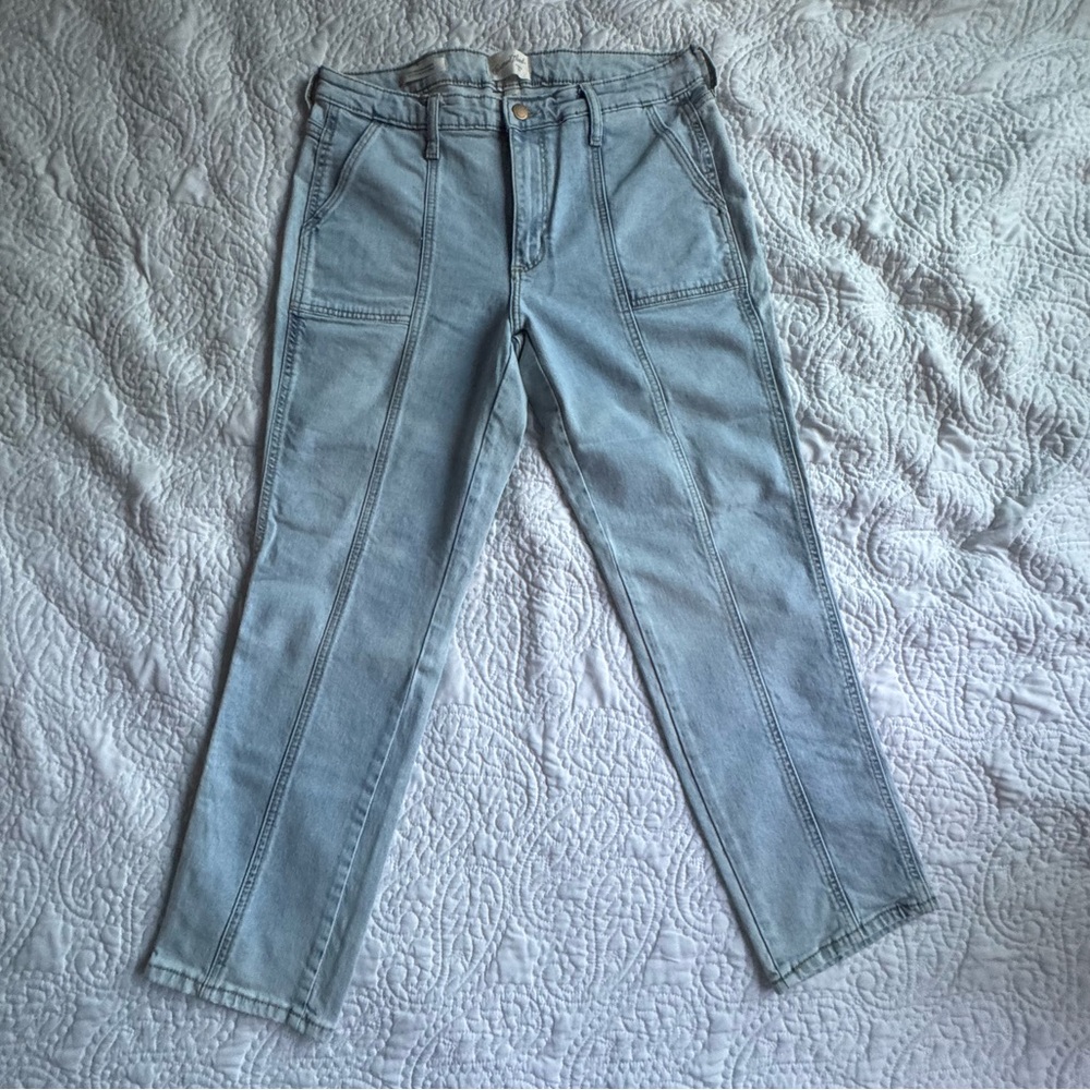 Universal Thread Jeans - Picture 3 of 10